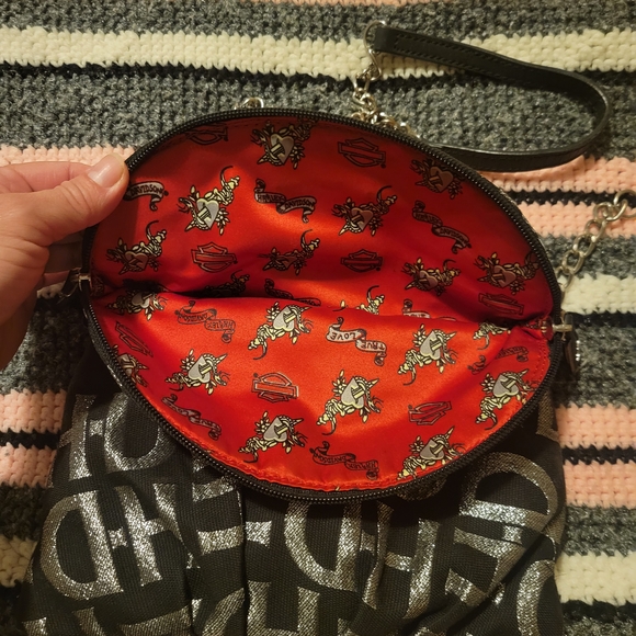 Harley-Davidson Black and Silver Women's Bag - Picture 2 of 11